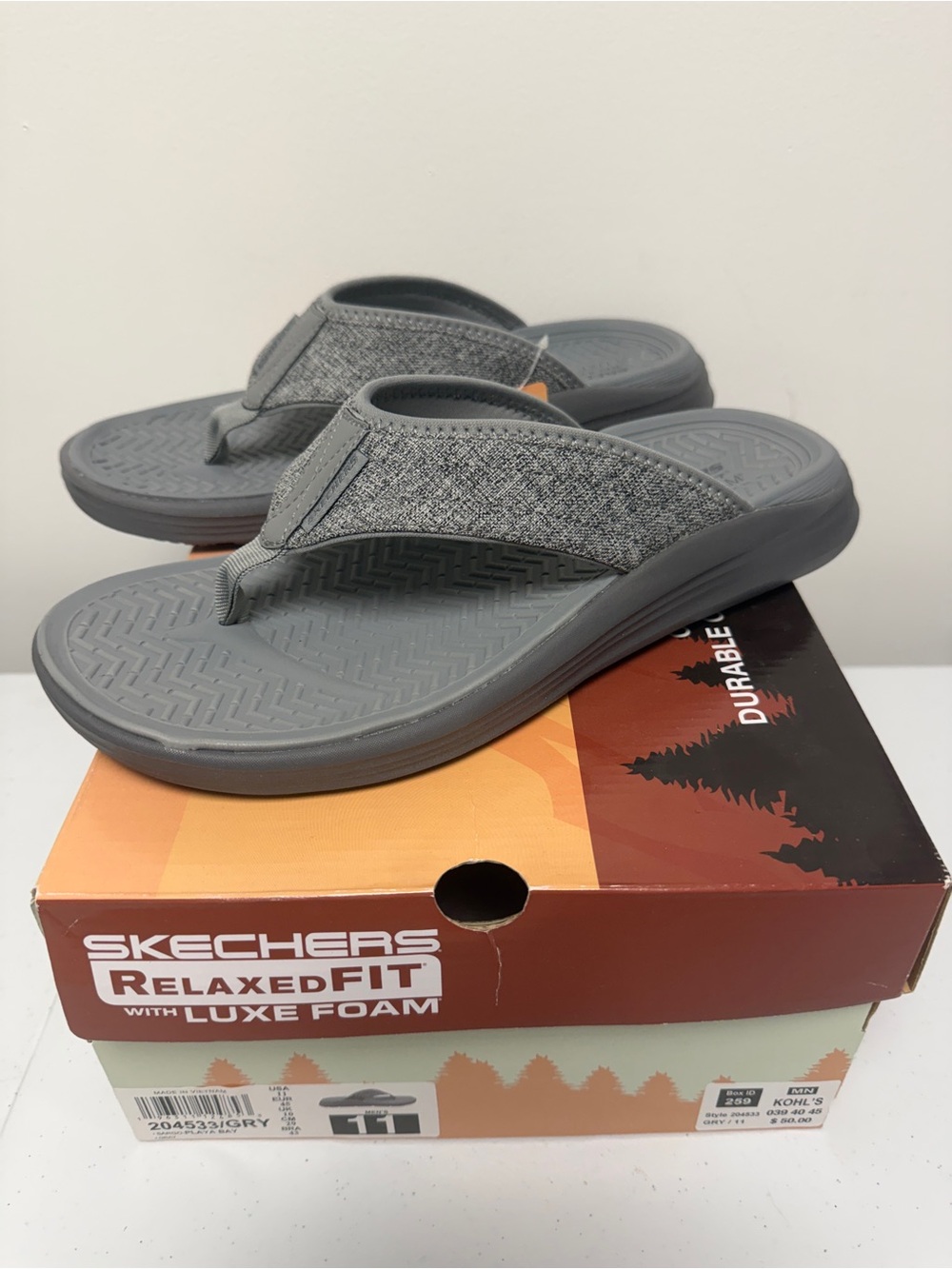 Skechers Men’s Playa Bay Grey Sandals Size 11 NWT